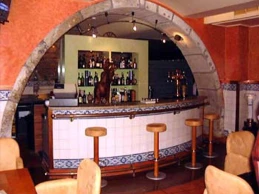 Internacional Hotel - Photo 5