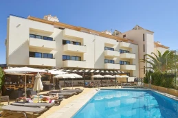 Oceanus Aparthotel - Photo 2