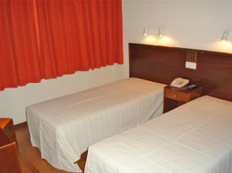 Dinya Lisbon Hotel and Lounge Bar (ex Delta Hotel) - Photo 2