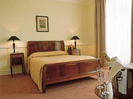 Metropole Hotel Lisbon - Photo 2