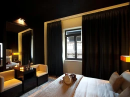 9 Hotel Mercy (x Mercy Hotel) - Photo 5