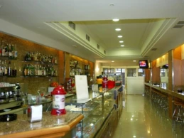 Camoes Hotel - Photo 4